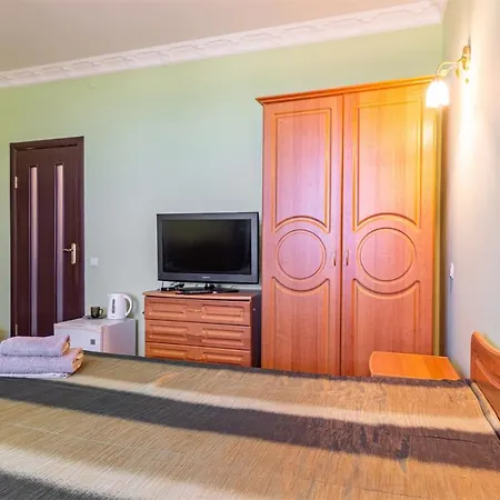 юран Hotel Skhidnytsia