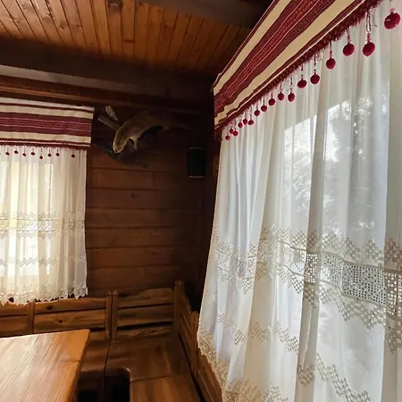 юран *