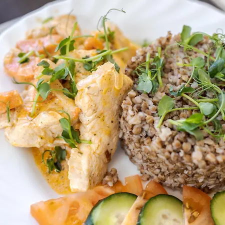 юран Hotel Skhidnytsia