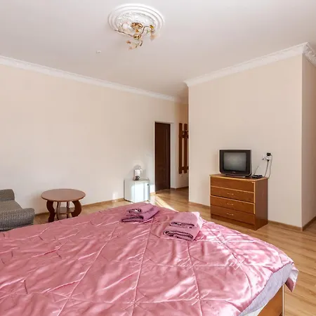 юран Hotel