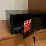 юран Otel *