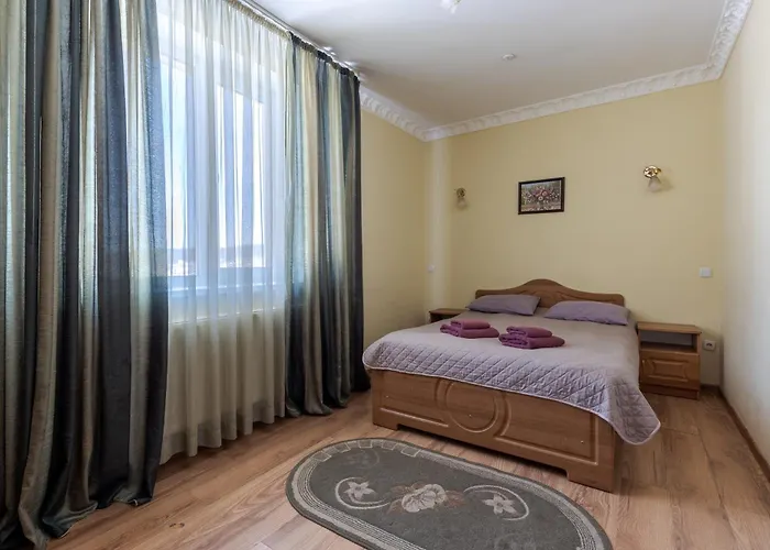 Hotel юран *