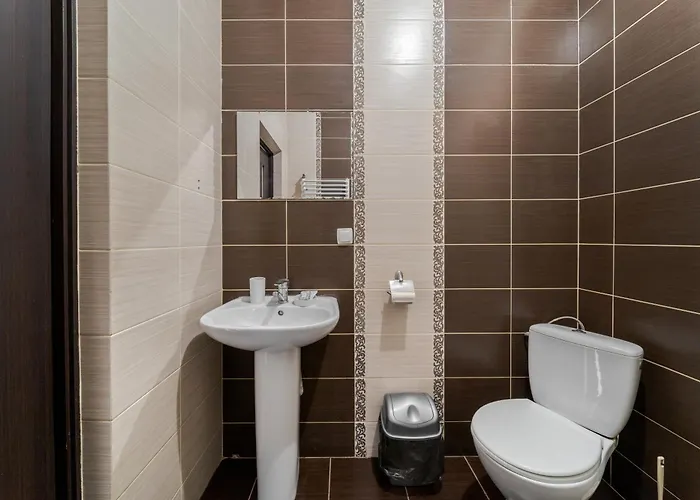 Hotel юран *